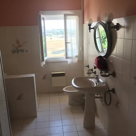 Maison Charentaise L'echassier Alloggio in famiglia Châteaubernard